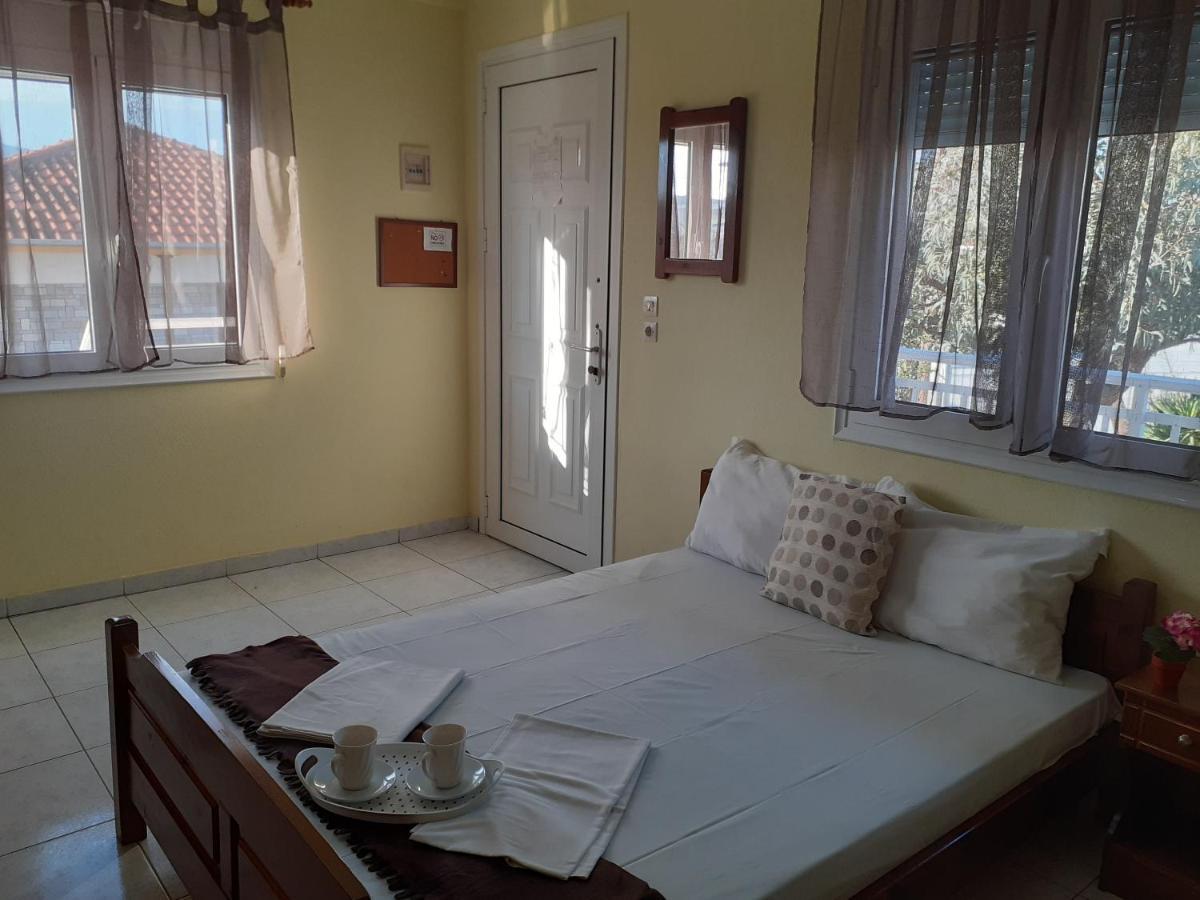 Appartement Polis΄ House à Vrasná Extérieur photo