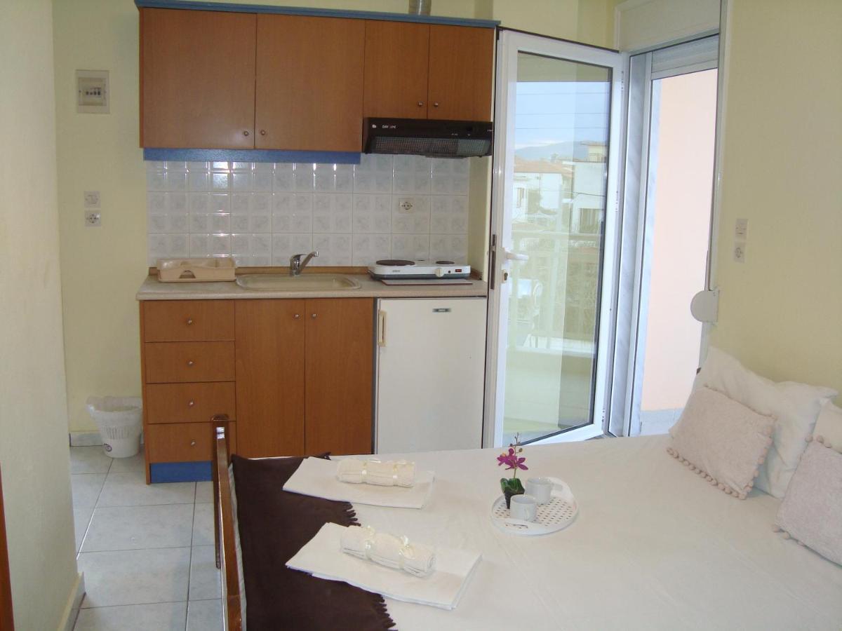 Appartement Polis΄ House à Vrasná Extérieur photo